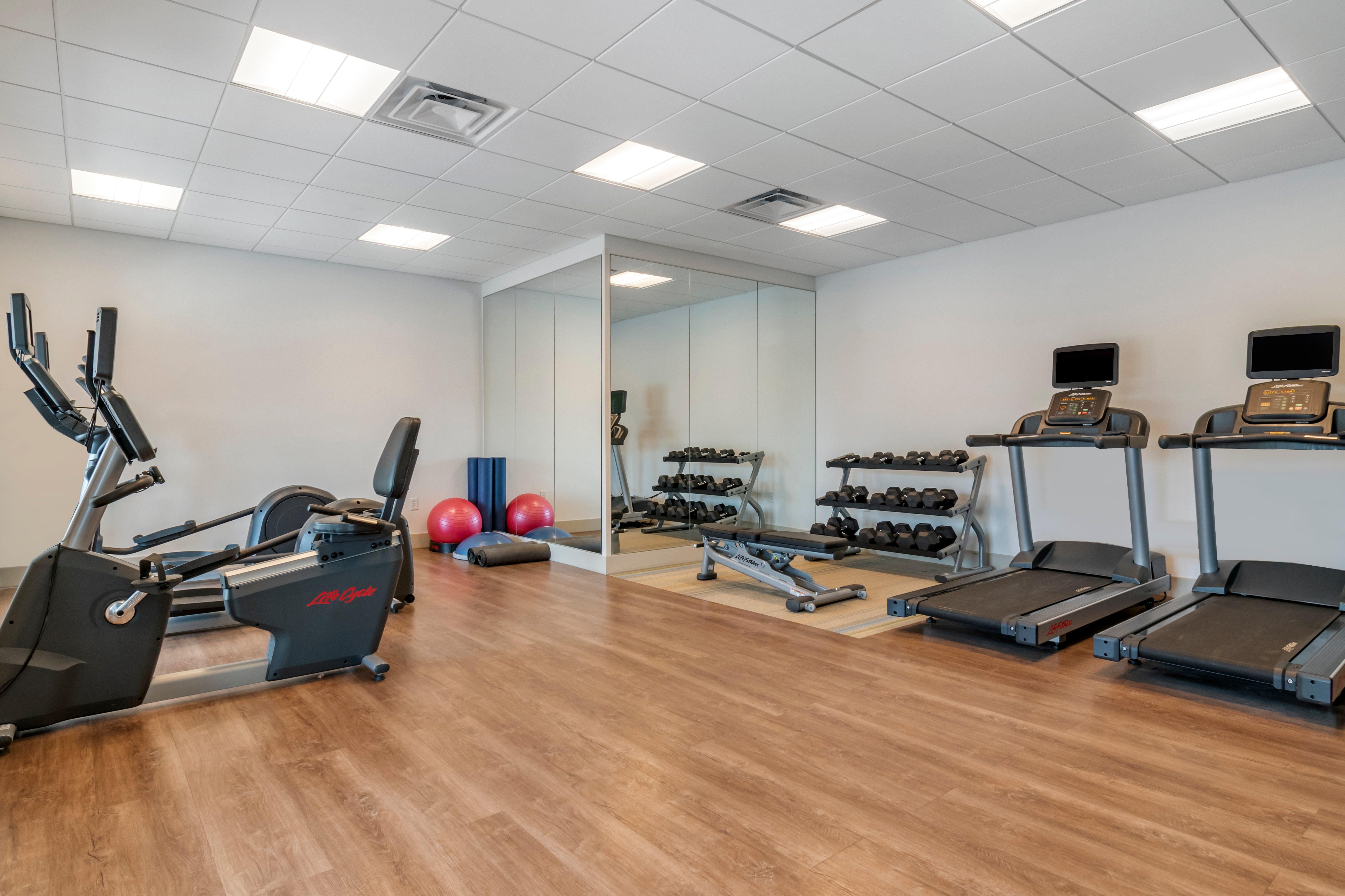 Holiday Inn Express & Suites - Lancaster - Mount Joy By Ihg 外观 照片